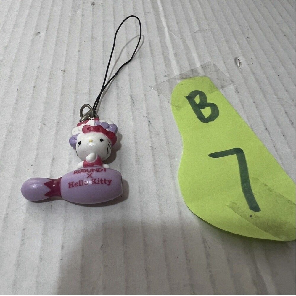 Sanrio x Round One Hello Kitty Bowling Flip Phone Accessory 2011 Collectible